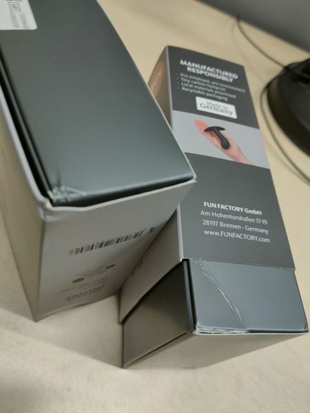Анальна пробка Fun Factory BOOTIE M, чорна (м'яте паковання!!!) SX1004-R фото